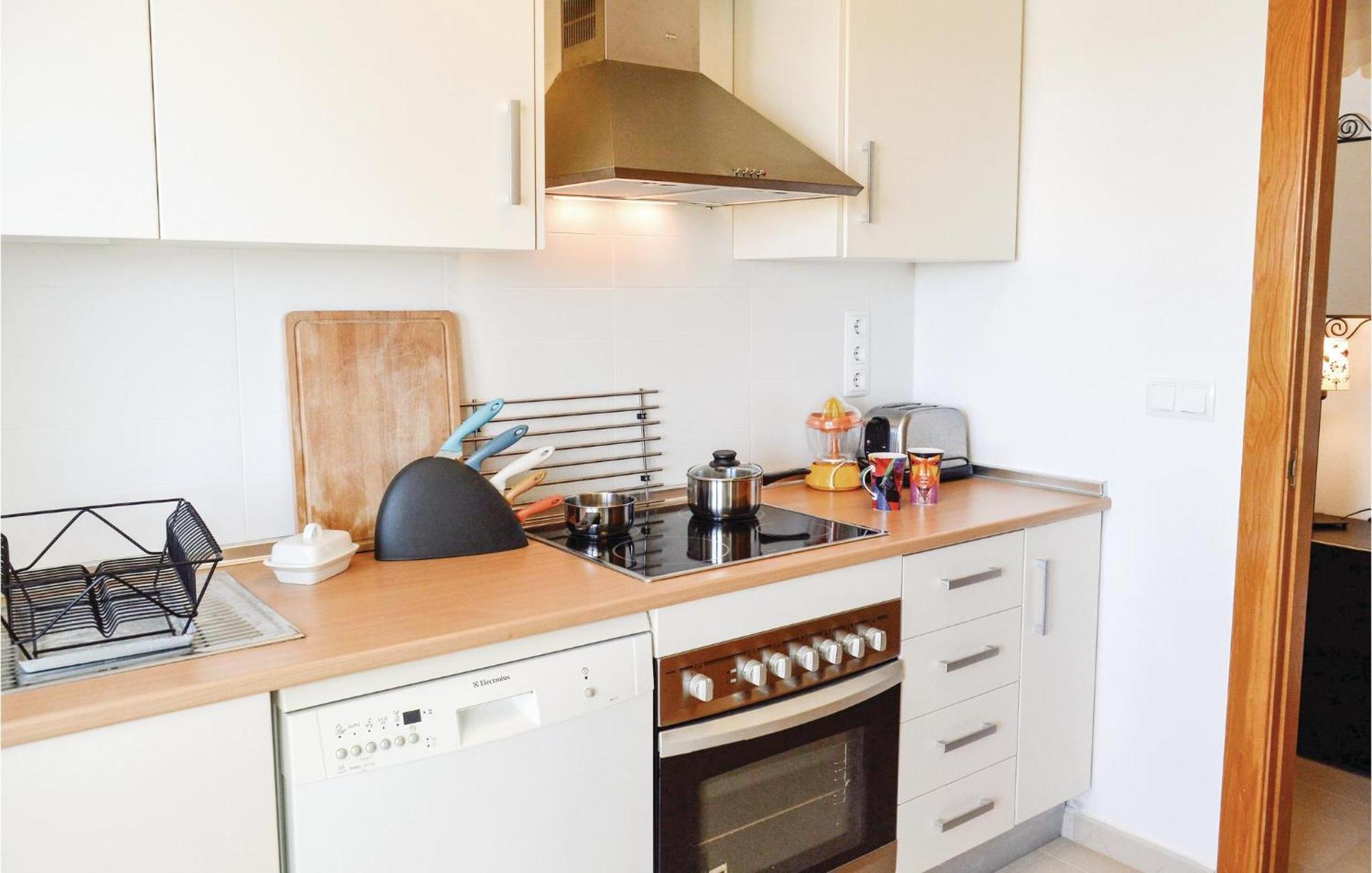 Beautiful Apartment In Sucina With Wifi Luaran gambar